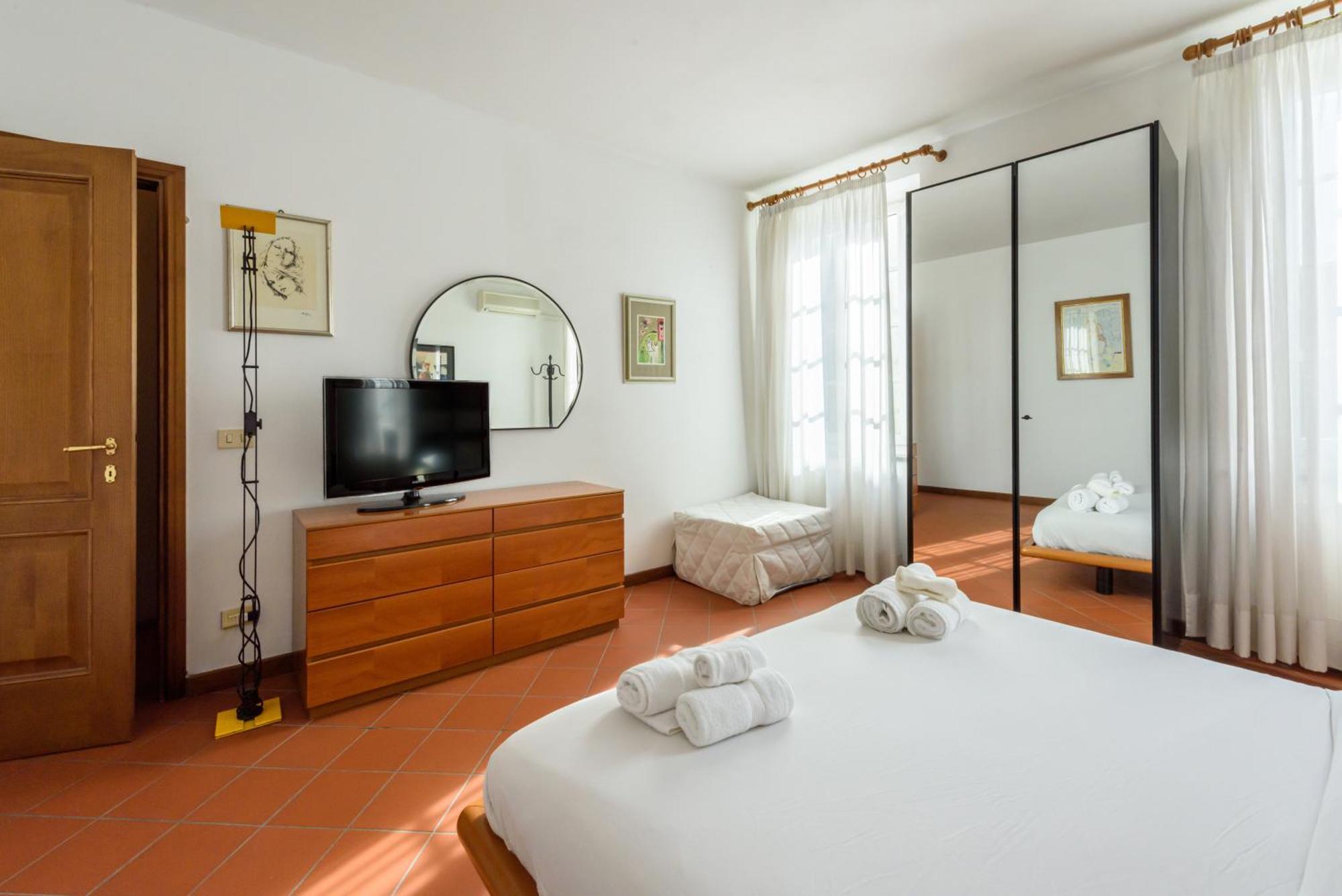 Heart Of Lucca Style Whitin The Walls 외부 사진