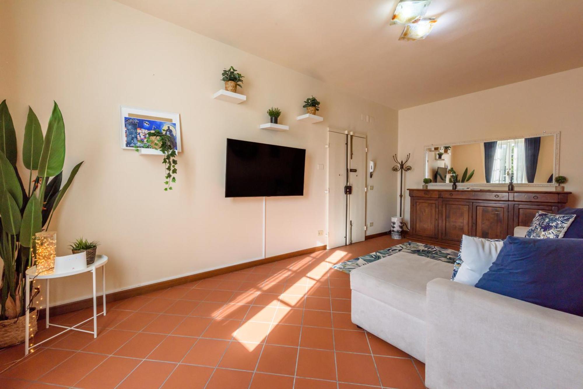 Heart Of Lucca Style Whitin The Walls 외부 사진